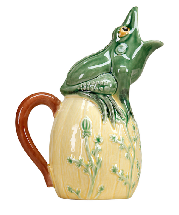 Frog pitcher